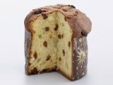 レーズンと蜜漬けフルーツのイタリアンケーキ