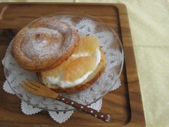 ヨーグルトクリームのデザートサンド