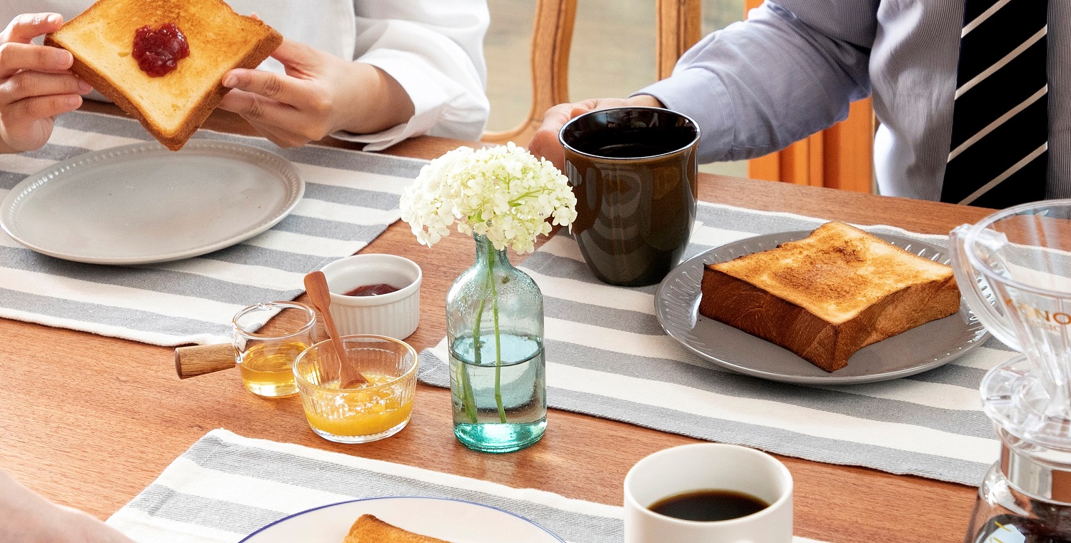 おいしさ長持ちコモのパン [株式会社コモ]